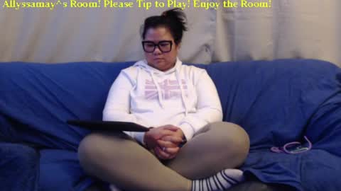 Allyssamay online show from 11, 2, 2025