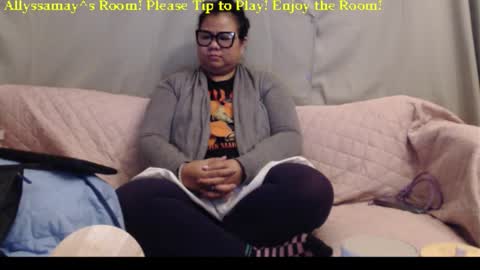 Allyssamay online show from 12, 11, 2025