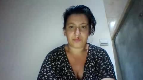 Snapshot of alma_amy chatting on 4, 6, 2026 Alma online show from 4, 6, 2026