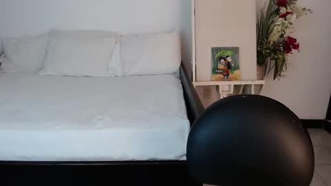 alma_art_ online show from 13, 3, 2026