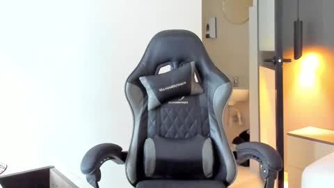 ALMA FENIX  online show from 20, 2, 2026