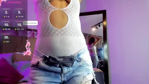 Snapshot of alma_rose_ chatting on 28, 5, 2026 alma_rose_ online show from 28, 5, 2026