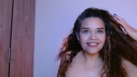 Snapshot of alma_sexyy chatting on 12, 2, 2025 Alma online show from 12, 2, 2025