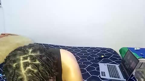 Snapshot of alman_femdomm chatting on 31, 10, 2025 Isahias online show from 31, 10, 2025