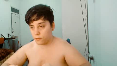 Almond online show from 4, 11, 2025