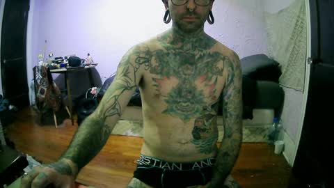 Snapshot of aloewish chatting on 2, 11, 2025 Aloe online show from 2, 11, 2025