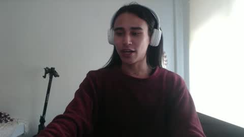 Snapshot of alogenotwink chatting on 7, 6, 2026 STEPHAN online show from 7, 6, 2026