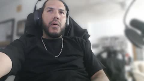 Snapshot of aloha_king chatting on 6, 11, 2025 simplyfaded online show from 6, 11, 2025