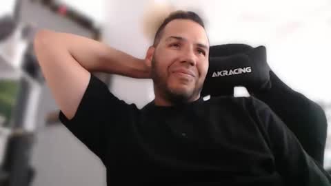 Snapshot of aloha_king chatting on 16, 11, 2025 simplyfaded online show from 16, 11, 2025