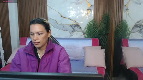 alonddra_tay online show from 12, 5, 2026
