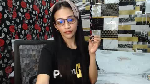 Snapshot of alondra_aleng_ereng chatting on 12, 1, 2025 Alondra  online show from 12, 1, 2025