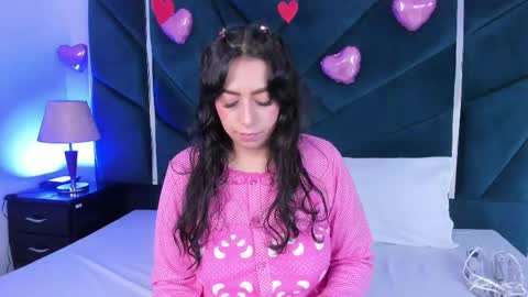 Snapshot of alondramendez chatting on 18, 2, 2025 AlondraMendez online show from 18, 2, 2025