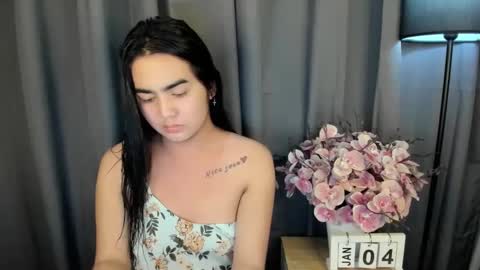 alovelydollnica online show from 4, 1, 2025