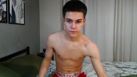 Snapshot of alpha__bro chatting on 29, 10, 2025 AlphaBro online show from 29, 10, 2025