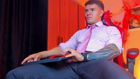 alpha_dominus_ online show from 17, 10, 2025