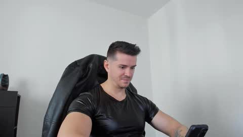 LeatherMaster online show from 25, 9, 2025