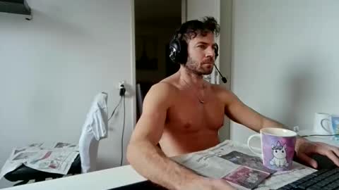 alphah_hunk online show from 21, 12, 2025