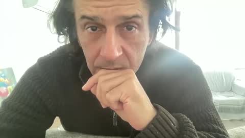 Snapshot of alphandre chatting on 30, 1, 2025 AlphAndre online show from 30, 1, 2025