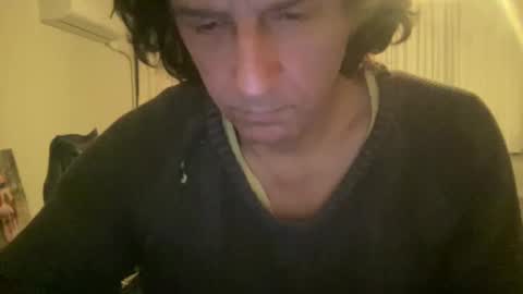 Snapshot of alphandre chatting on 31, 1, 2025 AlphAndre online show from 31, 1, 2025