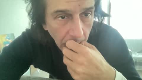 Snapshot of alphandre chatting on 14, 2, 2025 AlphAndre online show from 14, 2, 2025