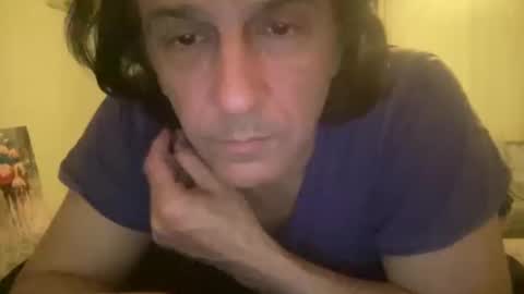 Snapshot of alphandre chatting on 6, 3, 2025 AlphAndre online show from 6, 3, 2025