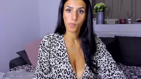 Michelle online show from 27, 9, 2025