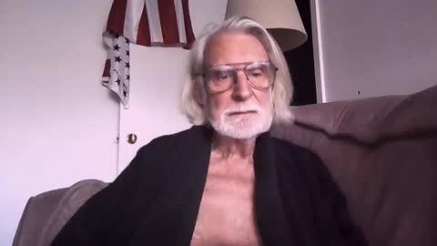 AlphaUniform online show from 5, 12, 2025