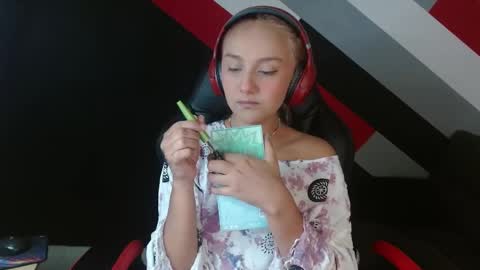 Snapshot of alterego1__ chatting on 18, 2, 2025 Alter online show from 18, 2, 2025