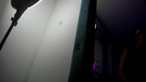 Alter  online show from 21, 10, 2025