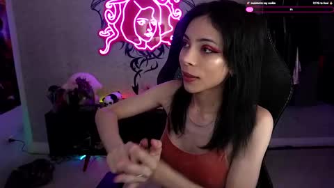 Snapshot of altsofie chatting on 25, 12, 2024 Sofie Kimino online show from 25, 12, 2024