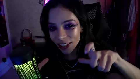 Snapshot of altsofie chatting on 2, 3, 2025 Sofie Kimino online show from 2, 3, 2025