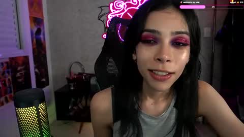 Snapshot of altsofie chatting on 6, 3, 2025 Sofie Kimino online show from 6, 3, 2025