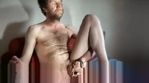 Snapshot of alvarooo1111 chatting on 30, 5, 2026 Balearicsex11 online show from 30, 5, 2026