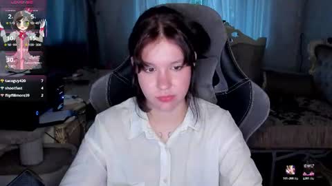 Snapshot of alyaska_yang chatting on 30, 6, 2026 alyaska_yang online show from 30, 6, 2026