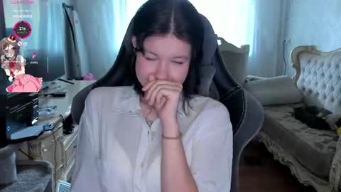 Snapshot of alyaska_yang chatting on 2, 7, 2026 alyaska_yang online show from 2, 7, 2026