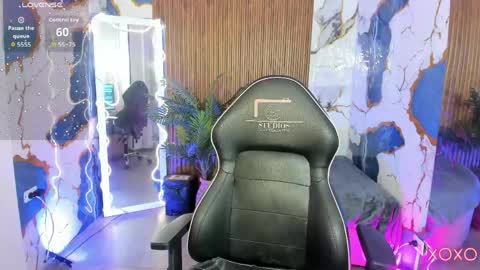 ALYCE  online show from 18, 4, 2026