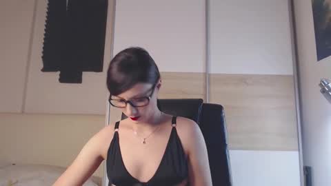 Alice online show from 19, 2, 2025