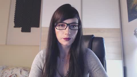 Alice online show from 5, 3, 2025