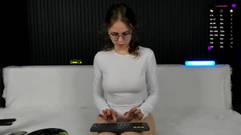 Alena online show from 28, 2, 2026