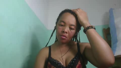 alypierette online show from 20, 4, 2026