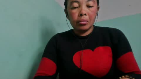 Snapshot of alypierette chatting on 11, 6, 2026 alypierette online show from 11, 6, 2026