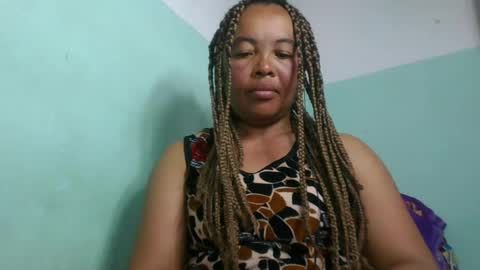 Snapshot of alypierette chatting on 23, 7, 2026 alypierette online show from 23, 7, 2026