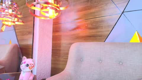 Snapshot of alys_molly chatting on 17, 2, 2025 sopie online show from 17, 2, 2025