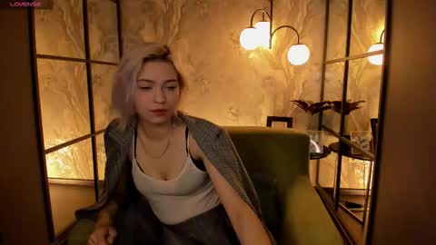 Alysia online show from 4, 10, 2025