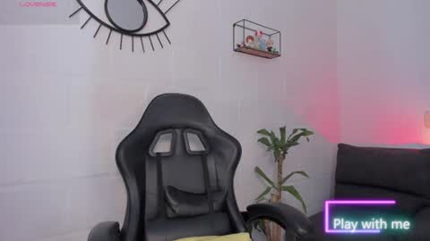 Snapshot of alysonn_conner chatting on 11, 6, 2026 Alyson online show from 11, 6, 2026
