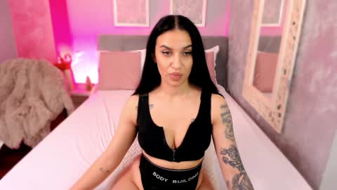 Snapshot of alyssaanne chatting on 10, 12, 2024 Alyssa online show from 10, 12, 2024