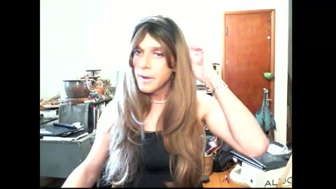 Snapshot of alyssatwo chatting on 13, 1, 2026 Britney online show from 13, 1, 2026