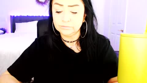 Alyssiaamorexo online show from 8, 7, 2026