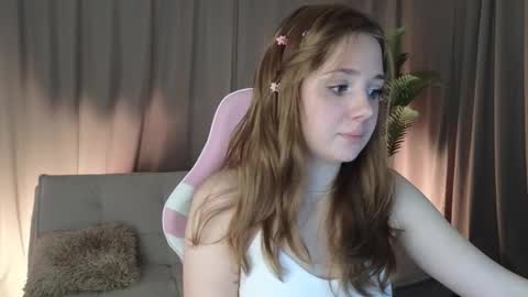 Snapshot of alyxkinski chatting on 17, 3, 2026 Alyx online show from 17, 3, 2026