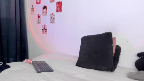 Snapshot of alyxroses chatting on 27, 1, 2025 online show from 27, 1, 2025